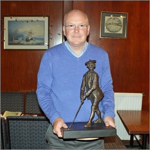 Brian Graham with the maquette of John Rattray which the LRGS hopes to erect on Leith Links. Click for more details.